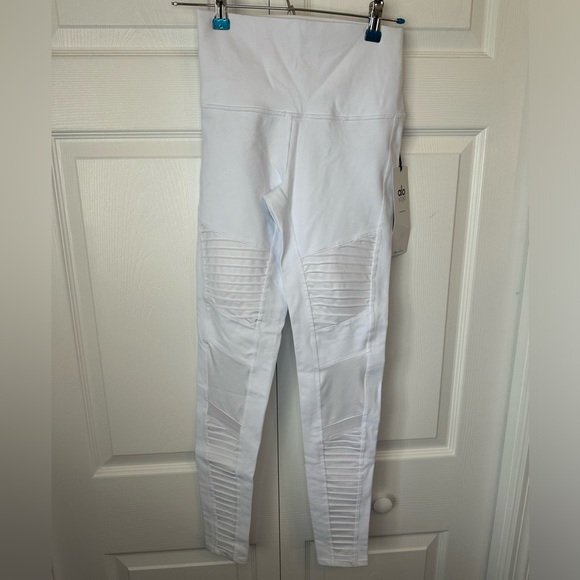 Alo Yoga High-Waist Moto Legging sz.S White - Picture 2 of 6